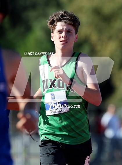 Thumbnail 1 in Halden Invitational (1600 Meter) photogallery.