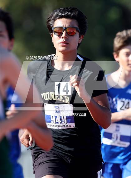 Thumbnail 2 in Halden Invitational (1600 Meter) photogallery.