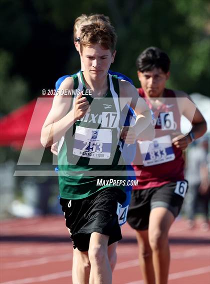 Thumbnail 1 in Halden Invitational (1600 Meter) photogallery.
