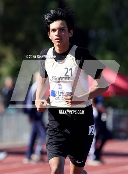 Thumbnail 2 in Halden Invitational (1600 Meter) photogallery.