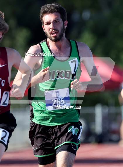 Thumbnail 3 in Halden Invitational (1600 Meter) photogallery.