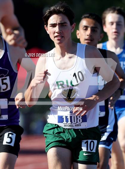 Thumbnail 1 in Halden Invitational (1600 Meter) photogallery.