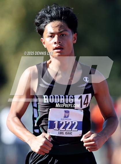Thumbnail 1 in Halden Invitational (1600 Meter) photogallery.