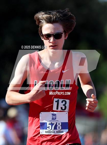 Thumbnail 1 in Halden Invitational (1600 Meter) photogallery.