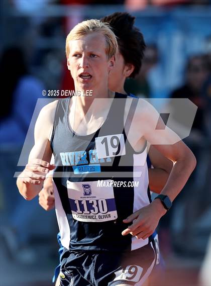 Thumbnail 3 in Halden Invitational (1600 Meter) photogallery.