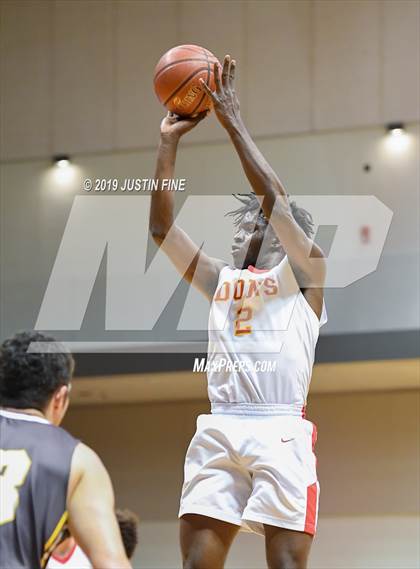 Thumbnail 3 in Francis Parker vs. Cathedral Catholic (CIF SDS D1 Final) photogallery.
