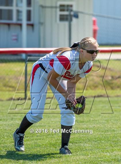 Thumbnail 3 in Rose Bud vs. Harmony Grove (AAA 3A Regional Playoff) photogallery.