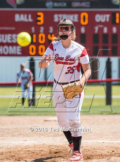 Thumbnail 1 in Rose Bud vs. Harmony Grove (AAA 3A Regional Playoff) photogallery.