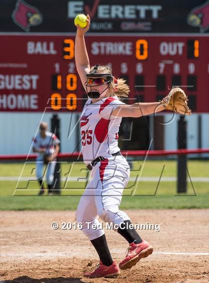 Thumbnail 3 in Rose Bud vs. Harmony Grove (AAA 3A Regional Playoff) photogallery.
