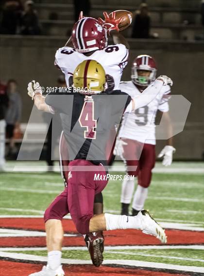 Thumbnail 3 in Boston College High vs. Brockton photogallery.