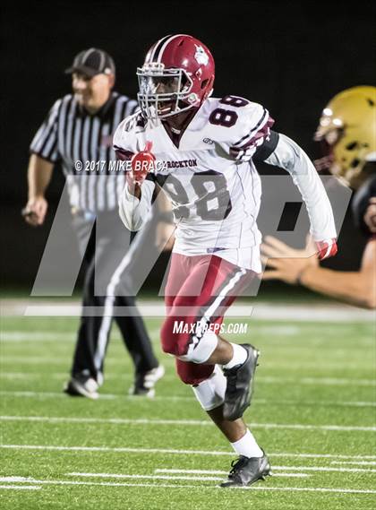 Thumbnail 1 in Boston College High vs. Brockton photogallery.