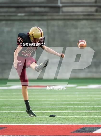 Thumbnail 1 in Boston College High vs. Brockton photogallery.