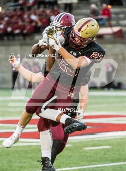 Thumbnail 2 in Boston College High vs. Brockton photogallery.