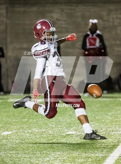 Thumbnail 1 in Boston College High vs. Brockton photogallery.