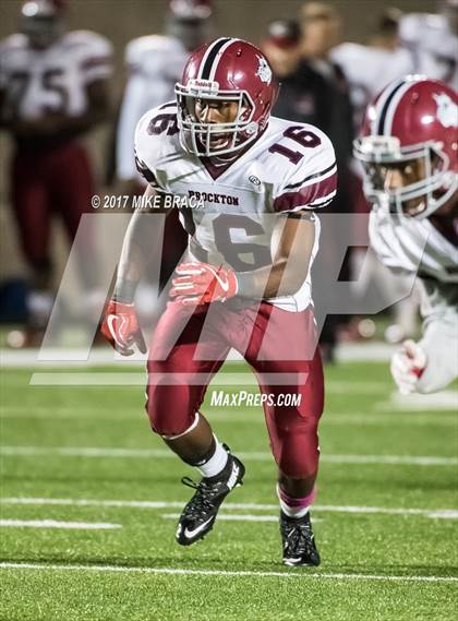 Thumbnail 3 in Boston College High vs. Brockton photogallery.