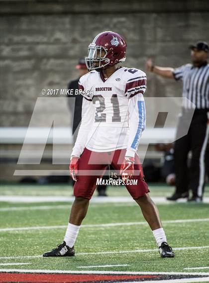 Thumbnail 2 in Boston College High vs. Brockton photogallery.