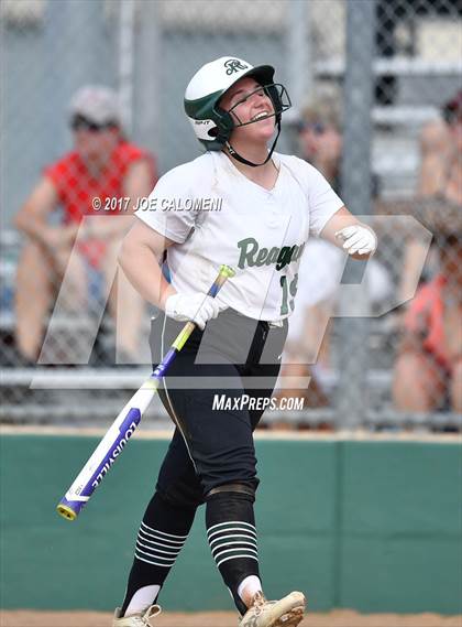 Thumbnail 3 in Reagan [Ronald] vs Lake Travis (UIL 6A Bi-District Playoff) photogallery.