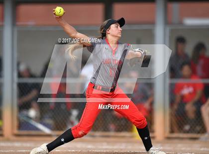 Thumbnail 1 in Reagan [Ronald] vs Lake Travis (UIL 6A Bi-District Playoff) photogallery.