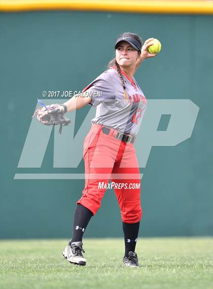Thumbnail 2 in Reagan [Ronald] vs Lake Travis (UIL 6A Bi-District Playoff) photogallery.