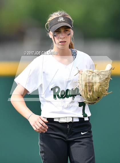 Thumbnail 3 in Reagan [Ronald] vs Lake Travis (UIL 6A Bi-District Playoff) photogallery.