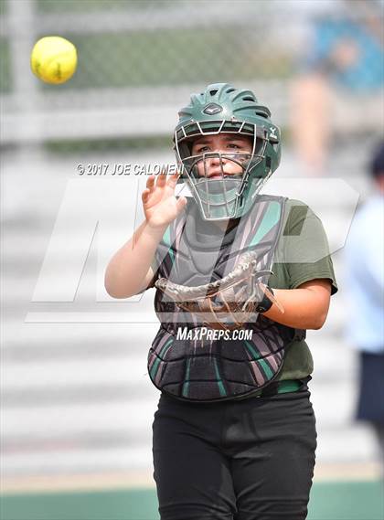 Thumbnail 2 in Reagan [Ronald] vs Lake Travis (UIL 6A Bi-District Playoff) photogallery.
