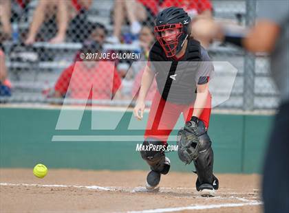 Thumbnail 2 in Reagan [Ronald] vs Lake Travis (UIL 6A Bi-District Playoff) photogallery.