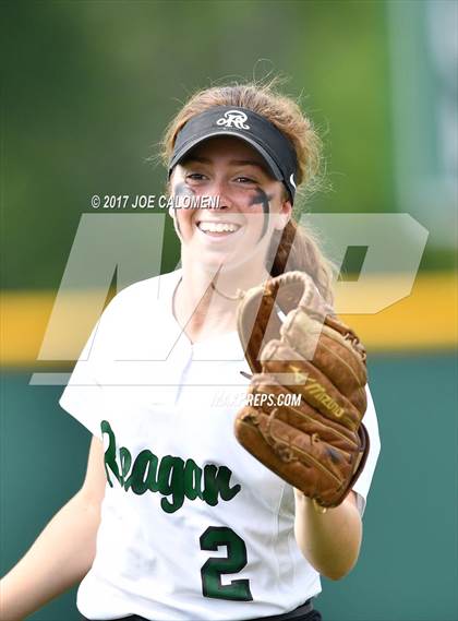 Thumbnail 2 in Reagan [Ronald] vs Lake Travis (UIL 6A Bi-District Playoff) photogallery.