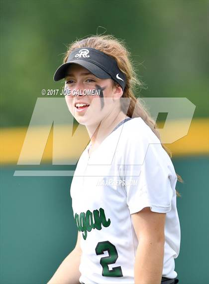 Thumbnail 3 in Reagan [Ronald] vs Lake Travis (UIL 6A Bi-District Playoff) photogallery.
