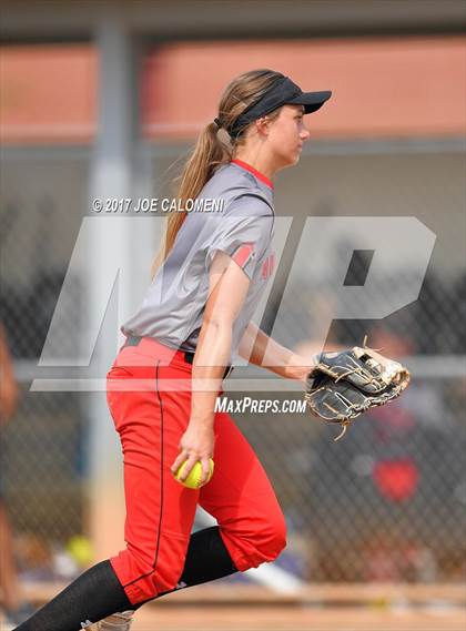 Thumbnail 2 in Reagan [Ronald] vs Lake Travis (UIL 6A Bi-District Playoff) photogallery.