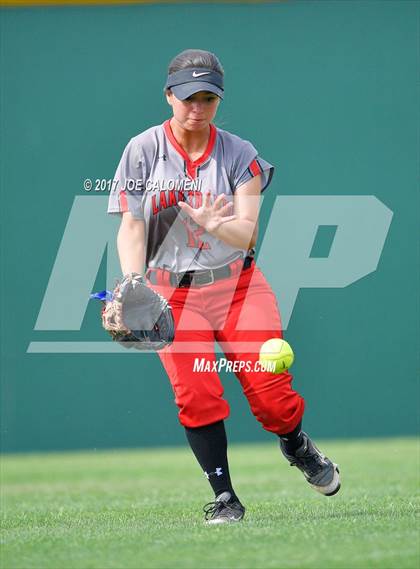 Thumbnail 1 in Reagan [Ronald] vs Lake Travis (UIL 6A Bi-District Playoff) photogallery.