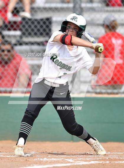 Thumbnail 1 in Reagan [Ronald] vs Lake Travis (UIL 6A Bi-District Playoff) photogallery.