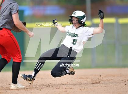 Thumbnail 2 in Reagan [Ronald] vs Lake Travis (UIL 6A Bi-District Playoff) photogallery.