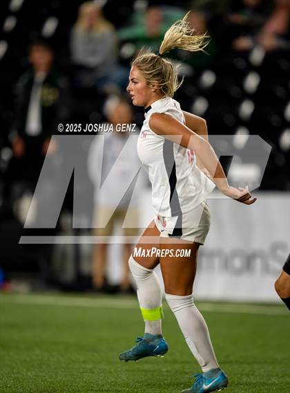 Thumbnail 1 in Fossil Ridge vs. Castle View (CHSAA 5A Final) photogallery.