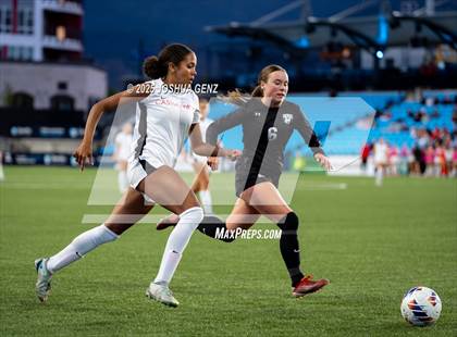 Thumbnail 2 in Fossil Ridge vs. Castle View (CHSAA 5A Final) photogallery.