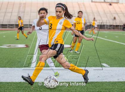 Thumbnail 2 in Hanna @ Los Fresnos  photogallery.