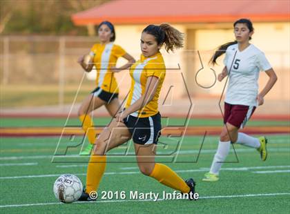 Thumbnail 2 in Hanna @ Los Fresnos  photogallery.