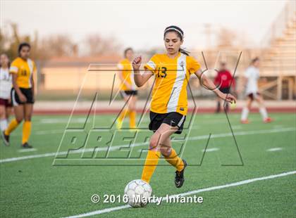 Thumbnail 1 in Hanna @ Los Fresnos  photogallery.