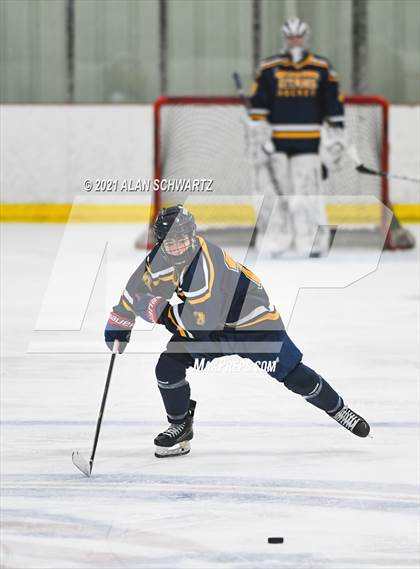 Thumbnail 3 in Webster-Thomas vs. Fairport photogallery.