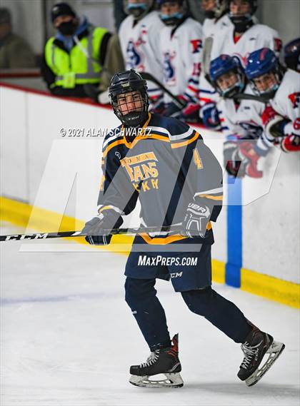 Thumbnail 3 in Webster-Thomas vs. Fairport photogallery.