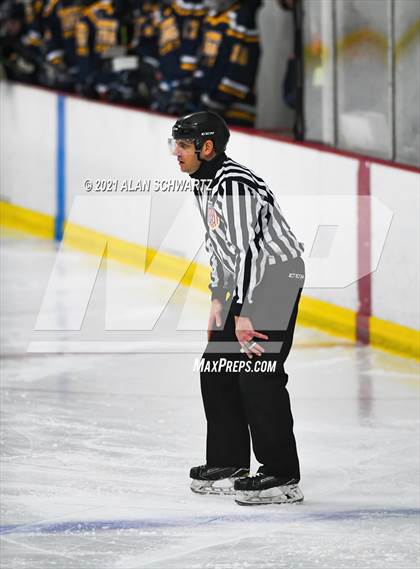 Thumbnail 2 in Webster-Thomas vs. Fairport photogallery.