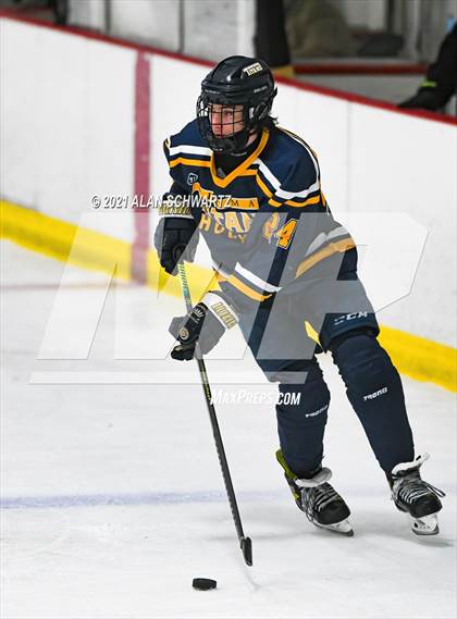 Thumbnail 2 in Webster-Thomas vs. Fairport photogallery.