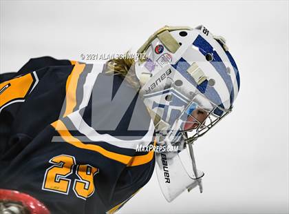 Thumbnail 1 in Webster-Thomas vs. Fairport photogallery.