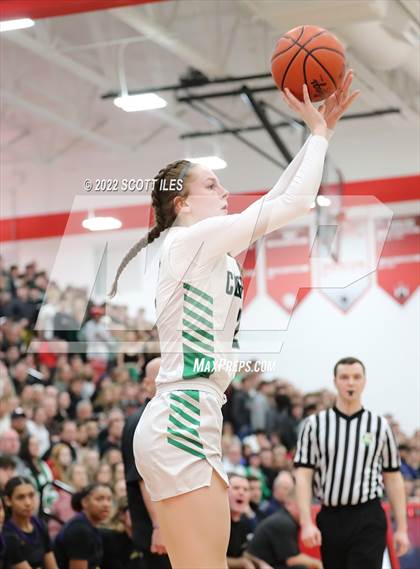 Thumbnail 3 in Dublin Coffman vs. Reynoldsburg (OHSAA D1 Regional Final) photogallery.
