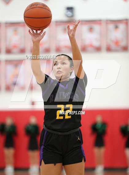 Thumbnail 2 in Dublin Coffman vs. Reynoldsburg (OHSAA D1 Regional Final) photogallery.