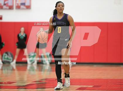 Thumbnail 2 in Dublin Coffman vs. Reynoldsburg (OHSAA D1 Regional Final) photogallery.