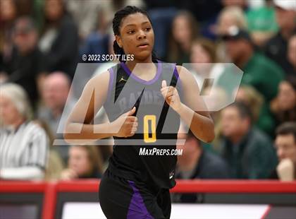 Thumbnail 2 in Dublin Coffman vs. Reynoldsburg (OHSAA D1 Regional Final) photogallery.