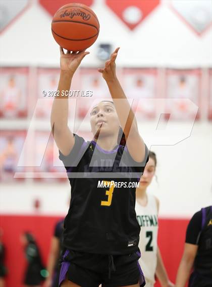 Thumbnail 2 in Dublin Coffman vs. Reynoldsburg (OHSAA D1 Regional Final) photogallery.