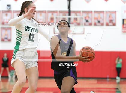 Thumbnail 1 in Dublin Coffman vs. Reynoldsburg (OHSAA D1 Regional Final) photogallery.
