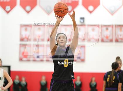 Thumbnail 3 in Dublin Coffman vs. Reynoldsburg (OHSAA D1 Regional Final) photogallery.