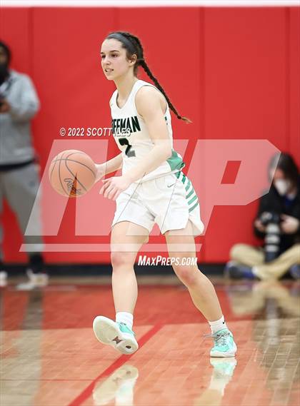 Thumbnail 1 in Dublin Coffman vs. Reynoldsburg (OHSAA D1 Regional Final) photogallery.